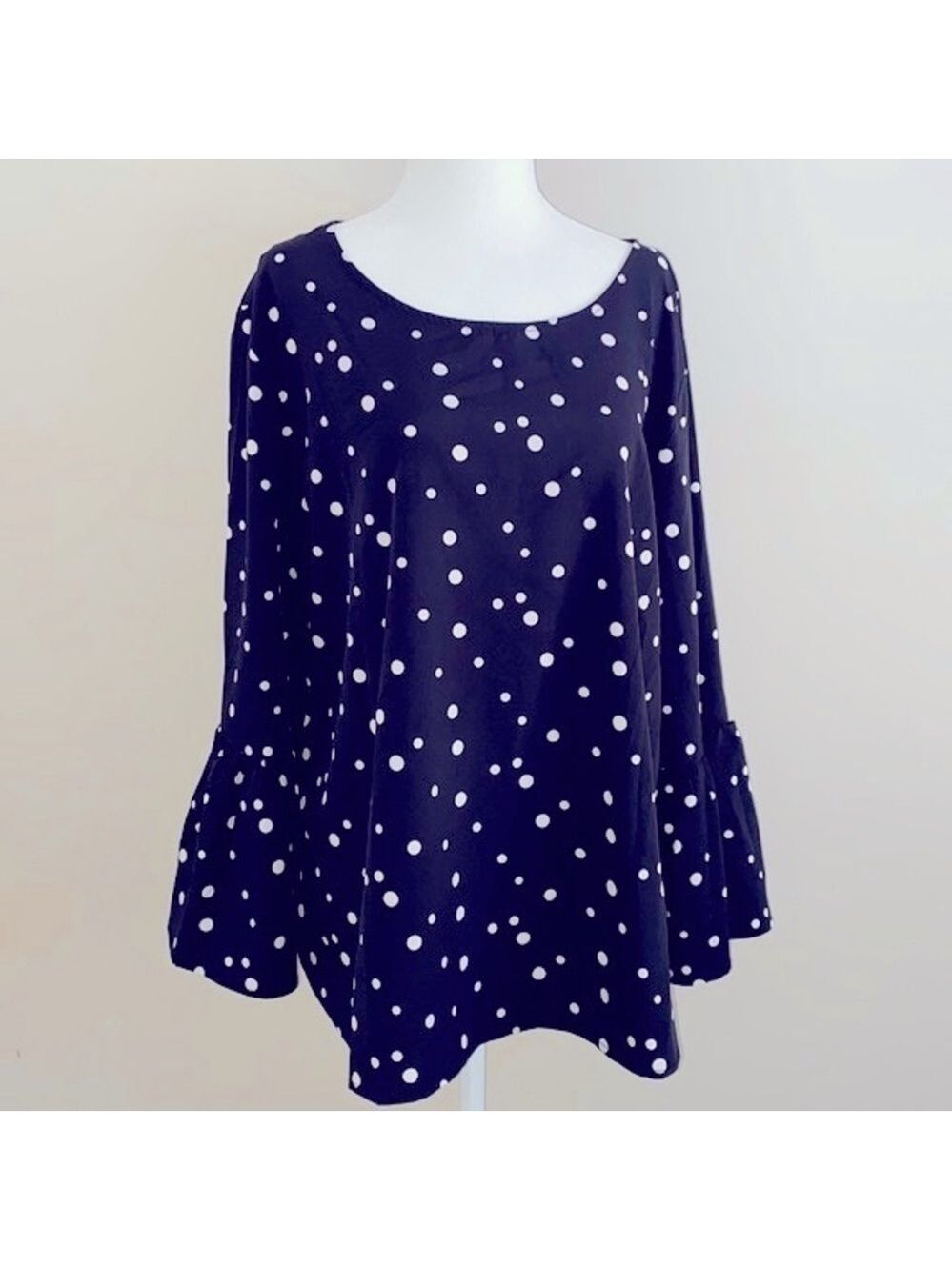Sweet salt polka dot peplum top